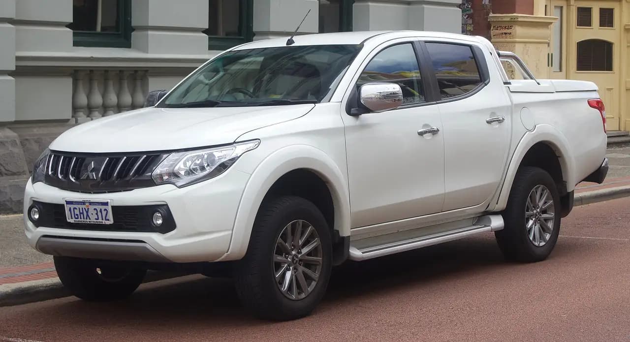 White 2017 Mitsubishi Triton GLS double cab (MQ), front three-quarter view